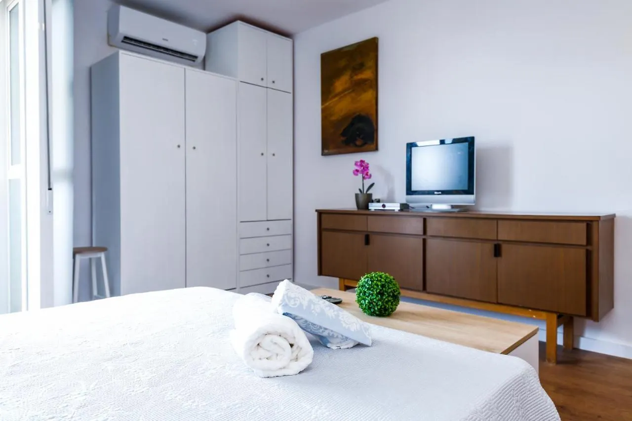 Oneway Coral Xperience By Guestway Apartamento La Pineda 0*,
